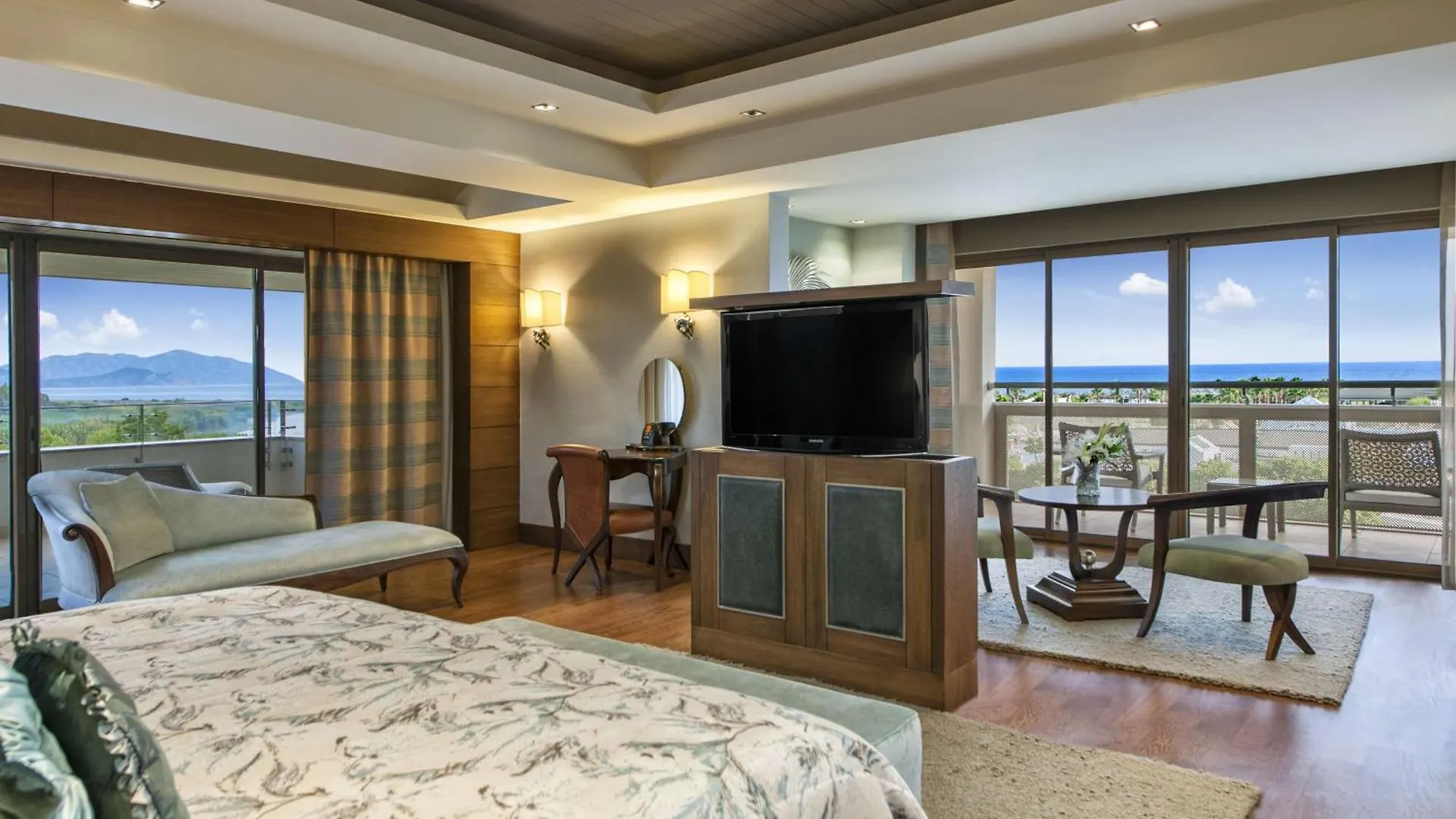 Hilton Dalaman Sarigerme Resort & Spa 5*,