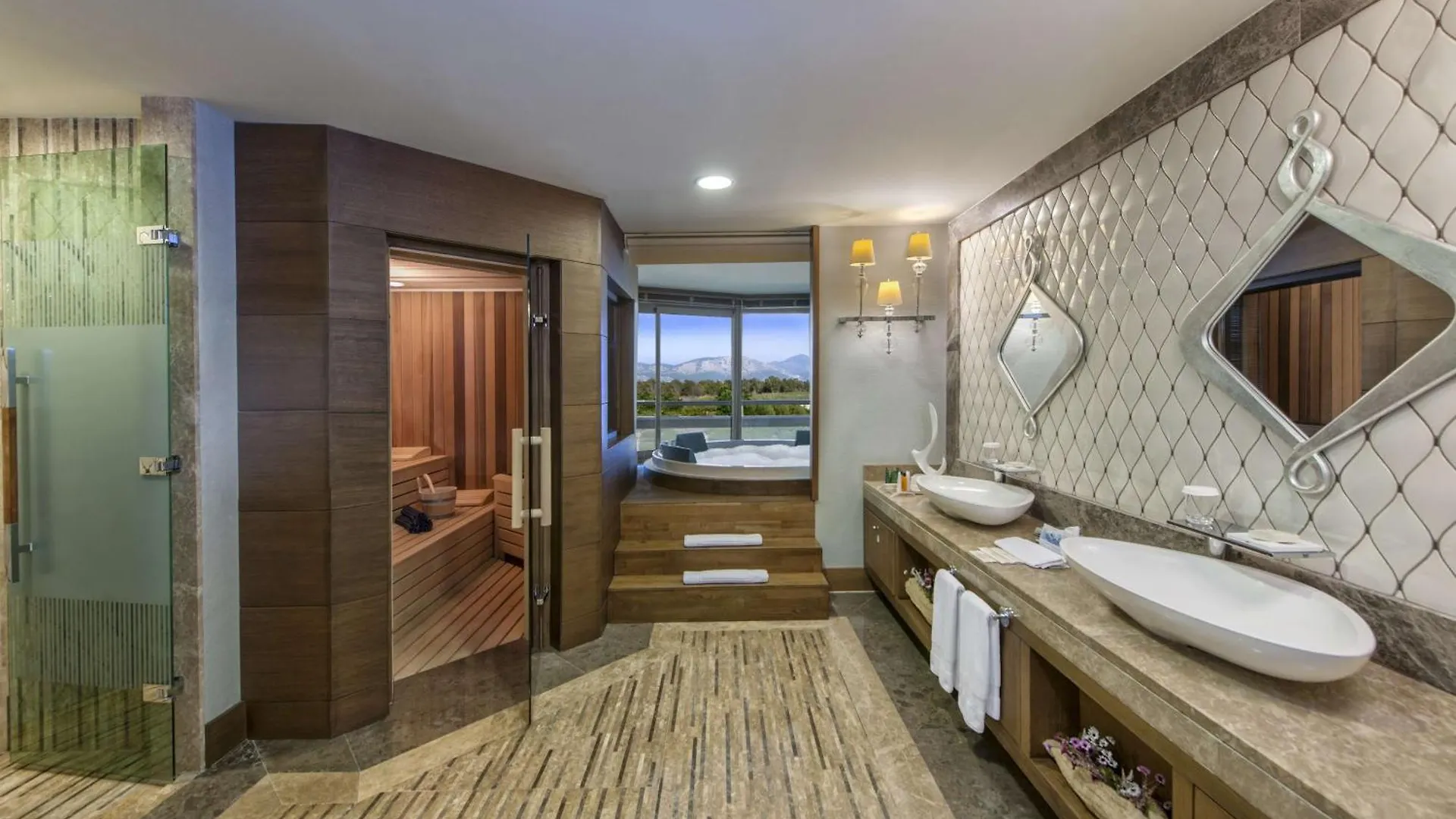 Hilton Dalaman Sarigerme Resort & Spa 5*,